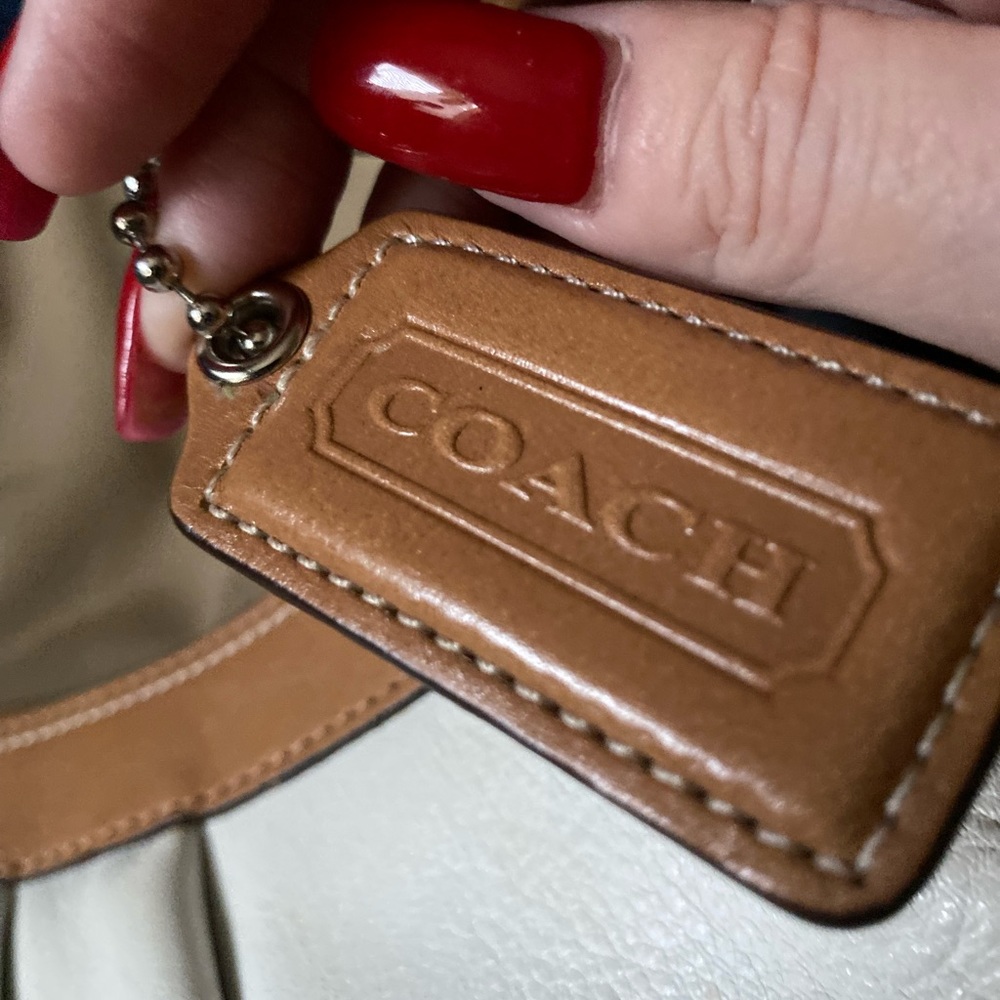 Coach Purse - Picture 5 of 9